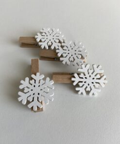 Houten knijpertje met sneeuwvlok, sneeuwvlok wit, houten knijper, mini wasknijper, wonderzolder.nl