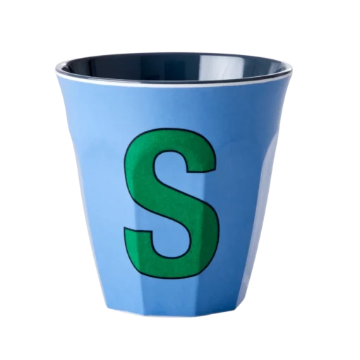 RICE melamine cup medium letter S blauw, letterbeker, letter beker, RICE, beker alfabet, alfabet, wonderzolder.nl