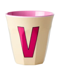 RICE melamine cup medium letter V rood, letterbeker, letter beker, RICE, beker alfabet, alfabet, wonderzolder.nl