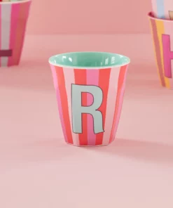 RICE melamine cup medium gestreept letter R rood, letterbeker, gestreepte letter beker, RICE, beker alfabet, stripes, alfabet, wonderzolder.nl