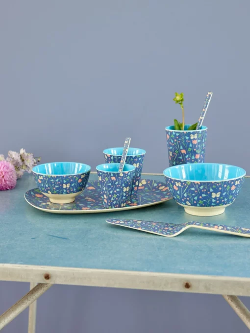 RICE melamine cup medium butterfly field, RICE, medium cup, melamine, kinderservies, butterfly field, blauw, wonderzolder.nl