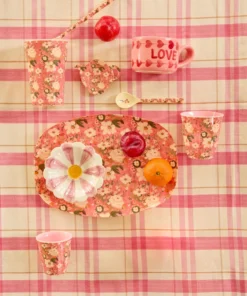 RICE plate Allison Flower, plate, bord, melamine, servies, allison flower, bloemen, roze, rice, wonderzolder.nl
