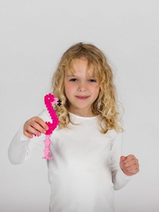 Plus-plus tube flamingo 100 stuks, flamingo, bouwspeelgoed, 100 stuks, creatief speelgoed, plus-plus, wonderzolder.nl