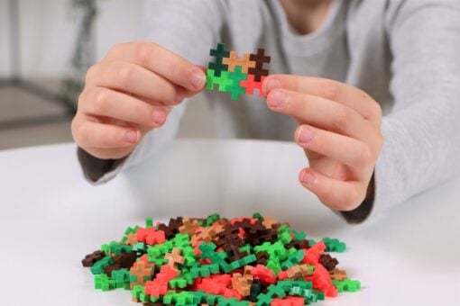 Plus-plus tube jungle 100 stuks, jungle, bouwspeelgoed, 100 stuks, creatief speelgoed, plus-plus, wonderzolder.nl