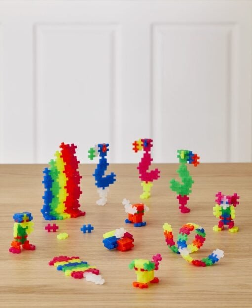 Plus-plus tube neon 100 stuks, neon, bouwspeelgoed, 100 stuks, creatief speelgoed, plus-plus, wonderzolder.nl