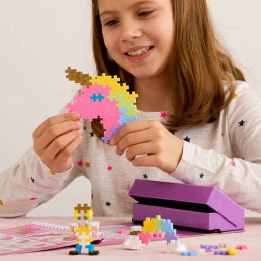 Plus-plus activity pad fairy thale, bouwspeelgoed, activity pad, fairy tale, unicorn, sprookjes, bouwsteentjes, plus-plus, wonderzolder.nl