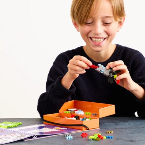 Plus-plus activity pad ruimte, bouwspeelgoed, activity pad, ruimte, raket, planeet, bouwsteentjes, plus-plus, wonderzolder.nl