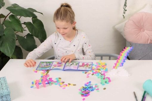 Plus-Plus learn to build unicorn, bouwstenen, bouwspeelgoed, unicorn, eenhoorn, bouwpakket, educatief speelgoed, creatief speelgoed, duurzaam, plus-plus, wonderzolder.nl