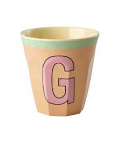 RICE beker letter G roze vintage, melamine, kinderbeker, letterbeker, roze, vintage, rice, wonderzolder.nl