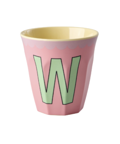 RICE beker letter W roze vintage, melamine, kinderbeker, letterbeker, roze, vintage, rice, wonderzolder.nl