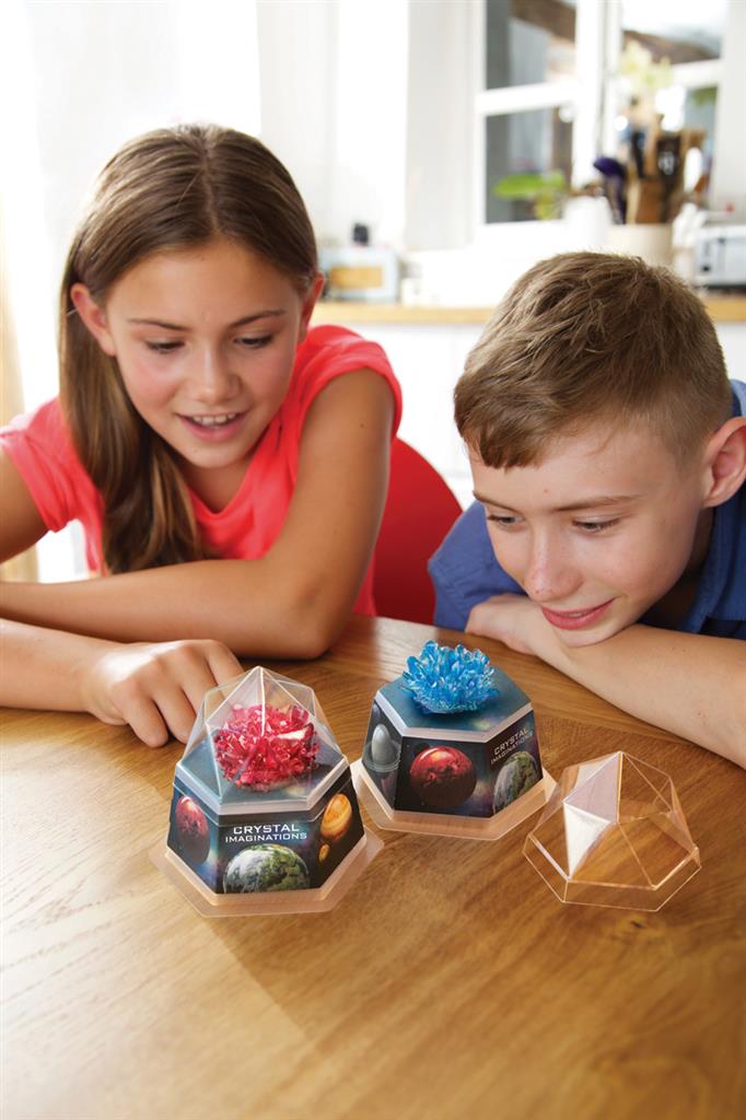 Groeikristal 4M laat je eigen kristal groeien met deze set